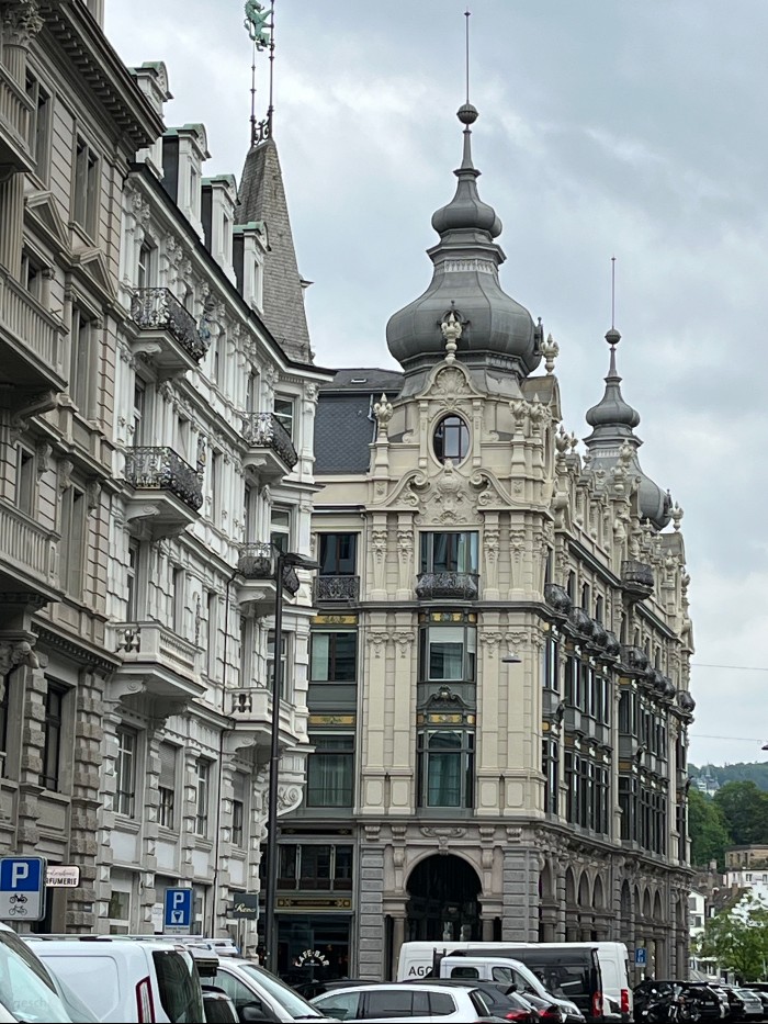 One of the grand buildings at the entrance to the shopping street
