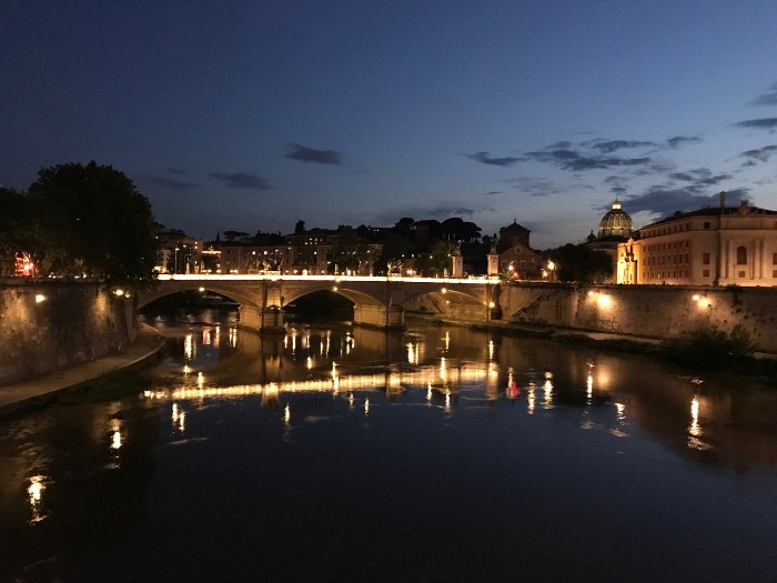 Ponte Vittorio Emanuele II night view