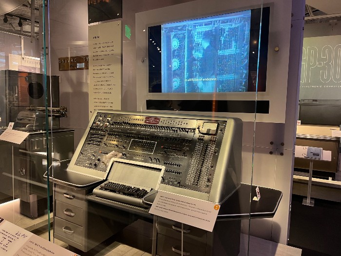 An Afternoon Stroll Through Silicon Valley's Tech History