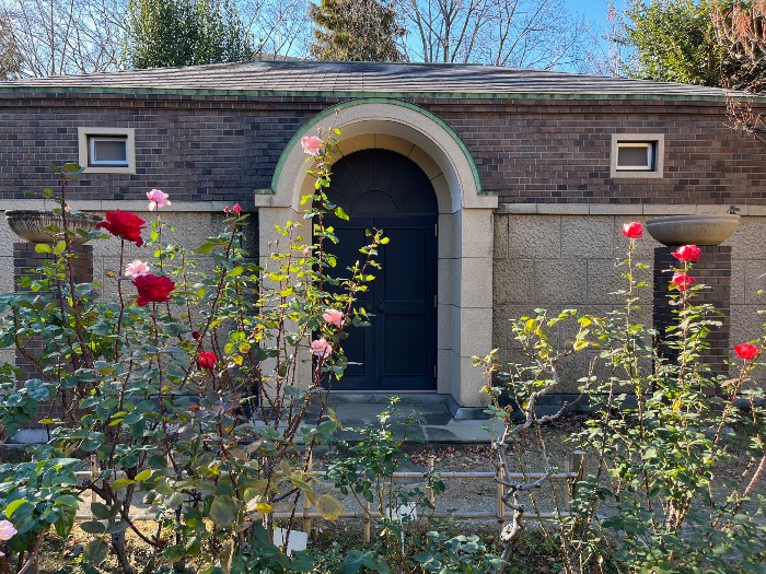 Rose Garden and Annex Building